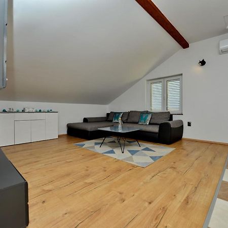 Apartments Blaza Божава Экстерьер фото
