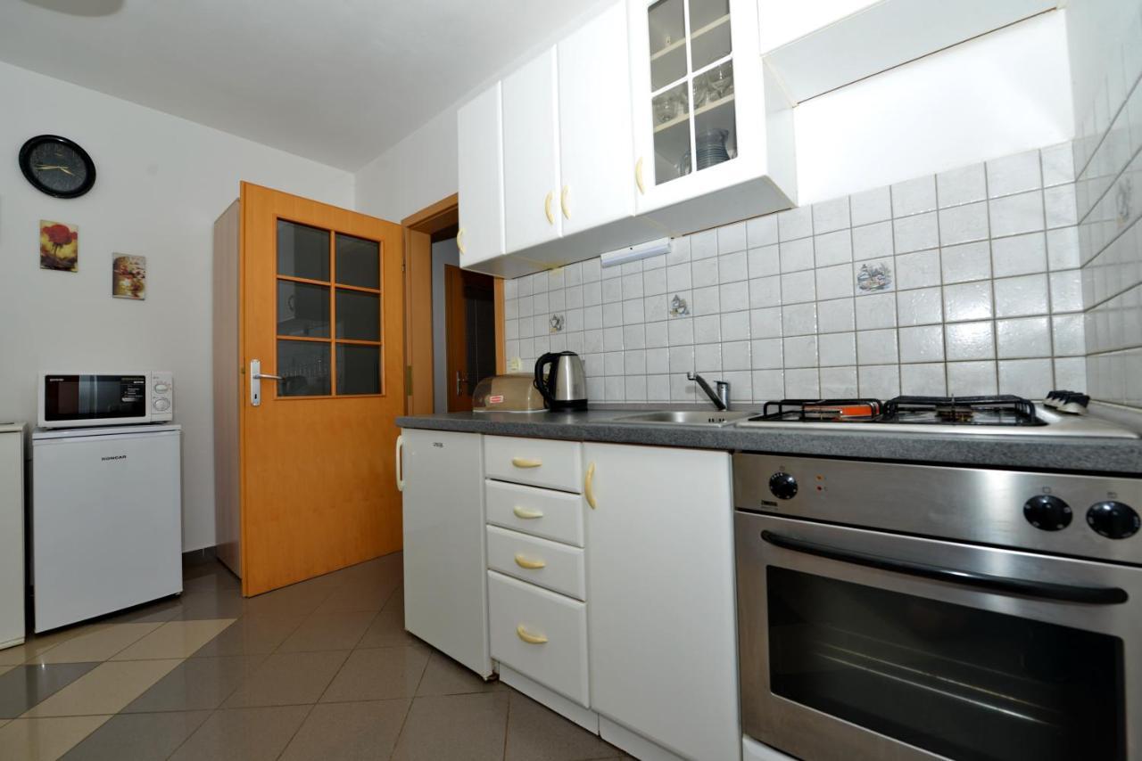 Apartments Blaza Божава Экстерьер фото