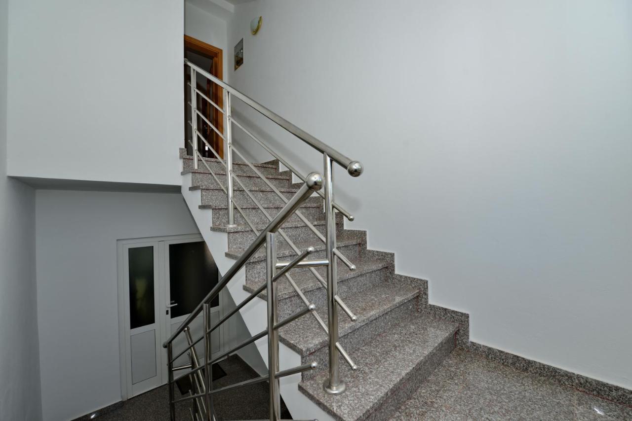 Apartments Blaza Божава Экстерьер фото