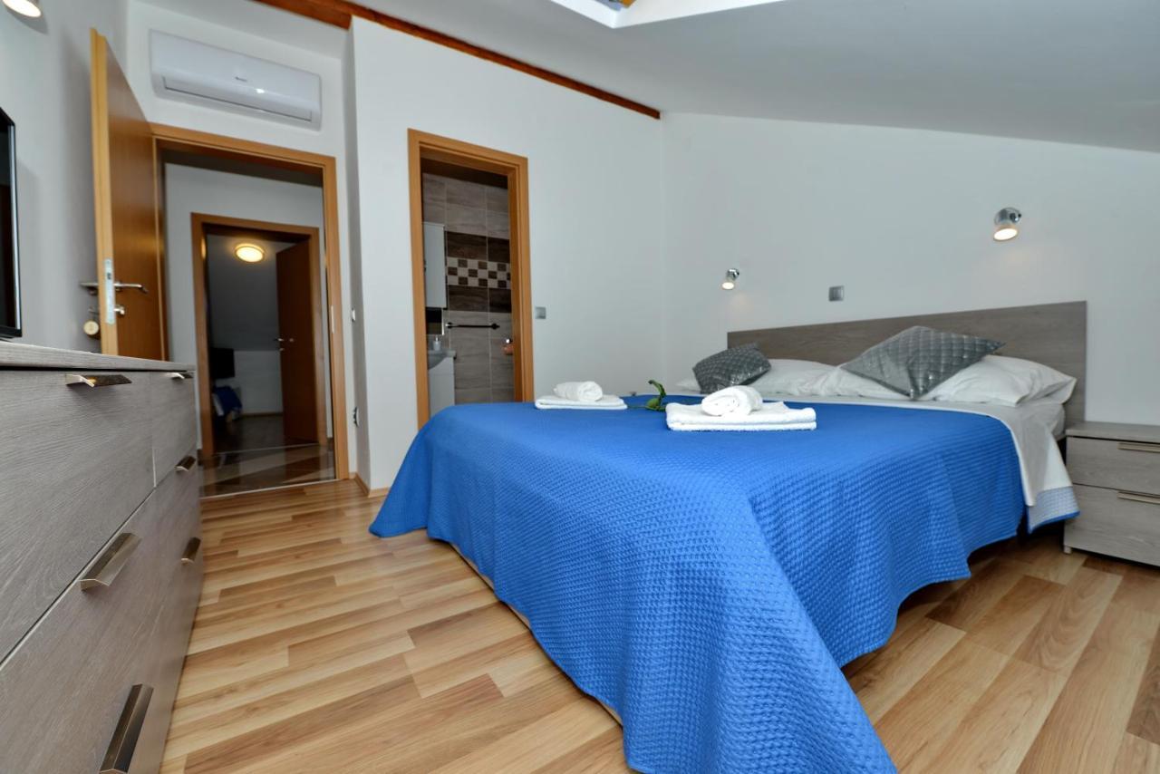 Apartments Blaza Божава Экстерьер фото