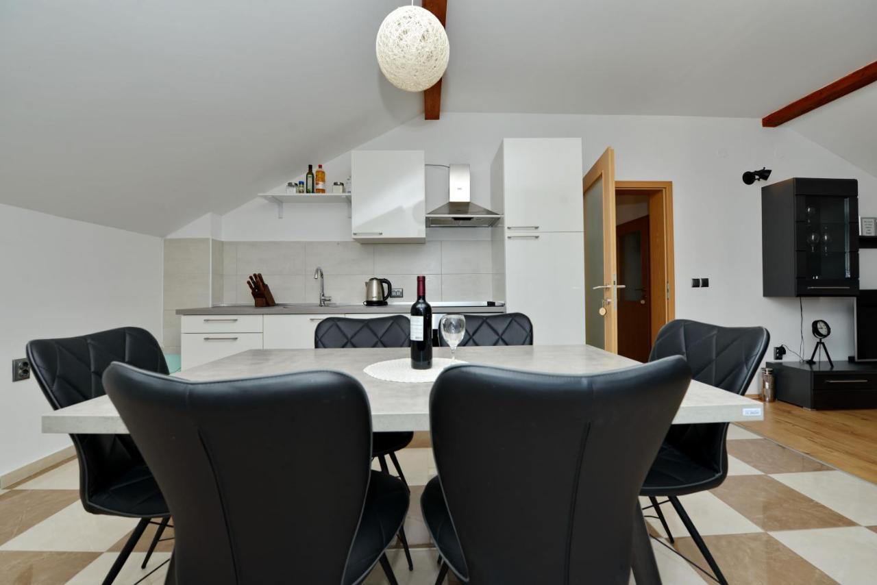 Apartments Blaza Божава Экстерьер фото