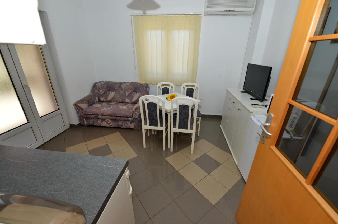 Apartments Blaza Божава Экстерьер фото