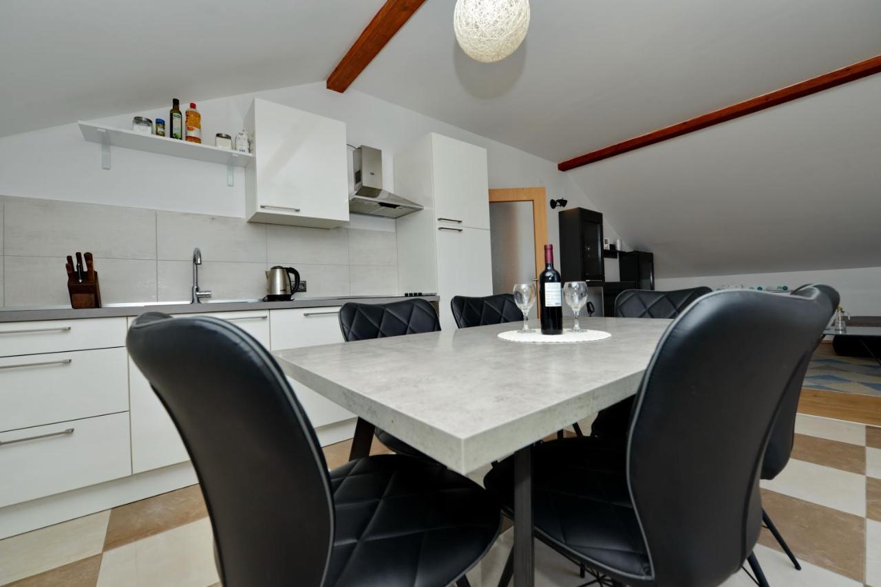 Apartments Blaza Божава Экстерьер фото