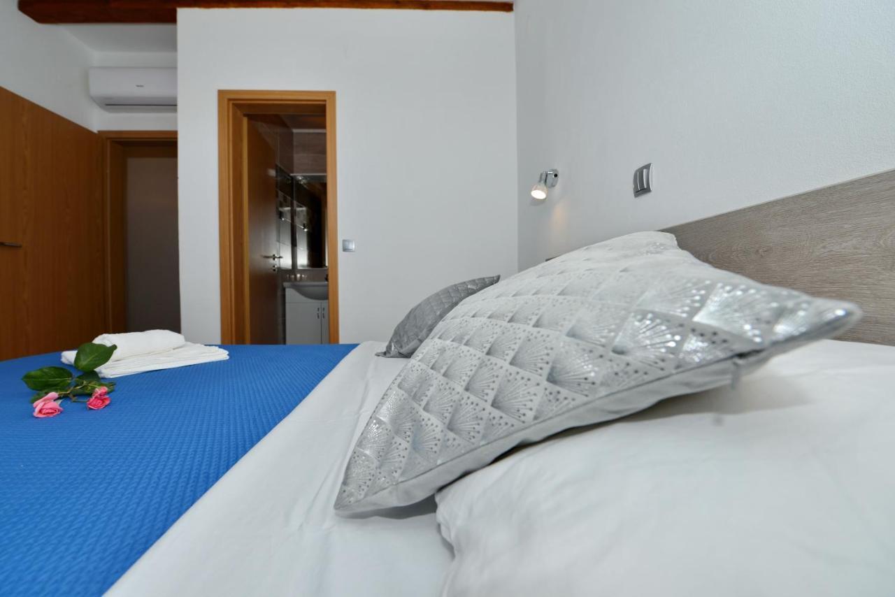 Apartments Blaza Божава Экстерьер фото